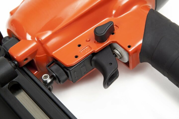 Tacwise GFN64V 16 Gauge Finish Air Nailer - 20mm-64mm - Image 2