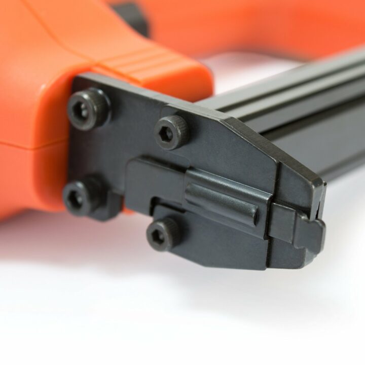 Tacwise 71ELS 240V Electric Staple Gun - 6-16mm - Image 2