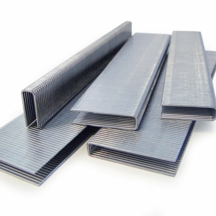 97 Series Narrow Crown 21 Gauge Staples