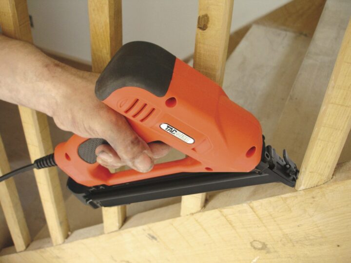 Tacwise 400ELS 18 Gauge Electric Angled Nail Gun - 20-40mm - Image 6
