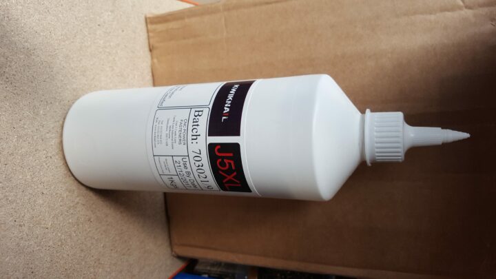 J5XL PVA Water Resistant Wood Glue - Image 2