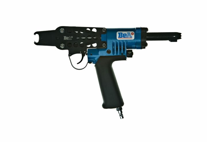 BeA CL 24-HR 68 Pneumatic Hog Ring C-Clip Fence Ringer Plier Tool