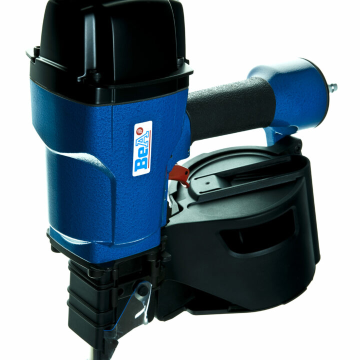 BeA 830DC 2.5-3.3 Heavy Duty Construction Air Coil Nailer - 50-83mm