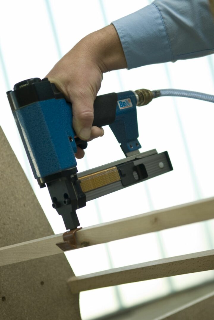 BeA 14/32-613C Type 14 Construction & Packing Air Stapler - 15-32mm - Image 4