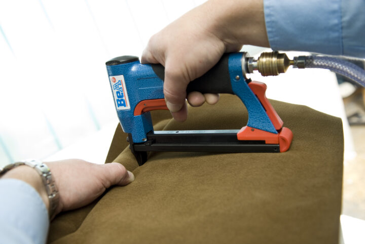 BeA 71/16-451 Profil Type 71 Industrial Upholstery Air Stapler - 6-16mm - Image 2