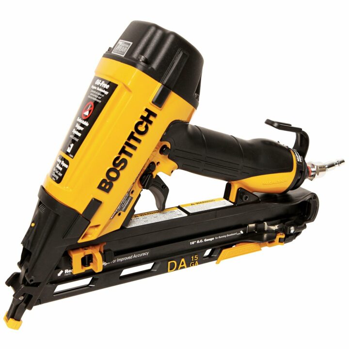 Bostitch DA1564K-E 15 Gauge Angled DA Air Finish Nailer - 32-64mm